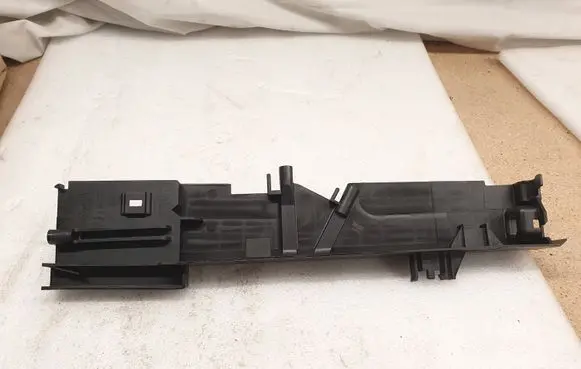 BMW 3 F30 F35 F31 Radiator mount bracket 15272311