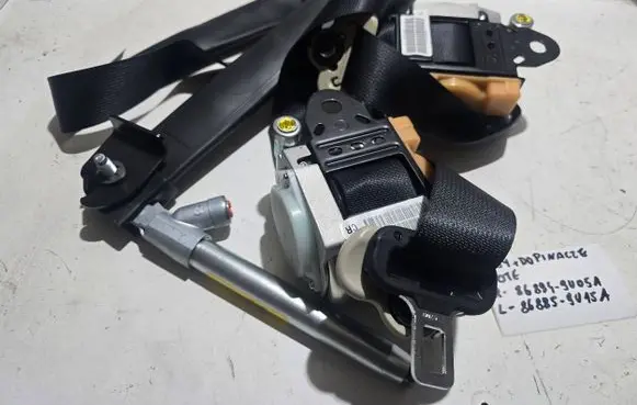Nissan Note (E11) Front seatbelt 868859u15a 868949u05a