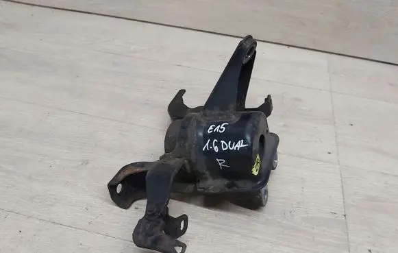Toyota Corolla E140 E150 Engine mount vacuum valve E15PODUSZKA2R