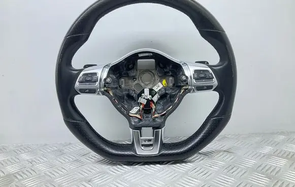Volkswagen Scirocco Steering wheel 1K8419091 5K0959542B