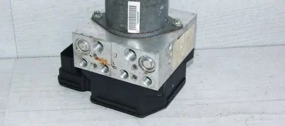Ford Mustang V ABS Pump 18033501 BR332C405BB XLJM335010814