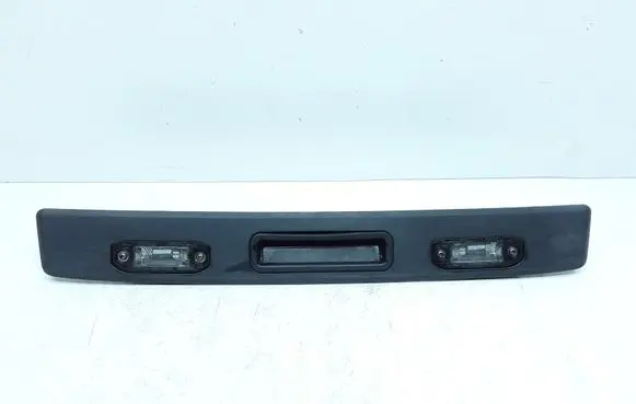 Volvo V70 Trunk door license plate light bar 31301162 31440719
