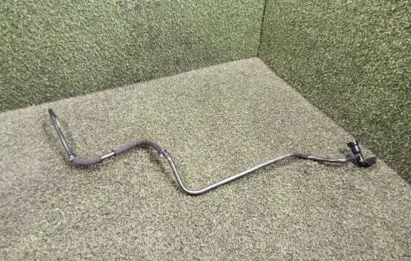 Opel Movano B Fuel line/pipe/hose 175126107R