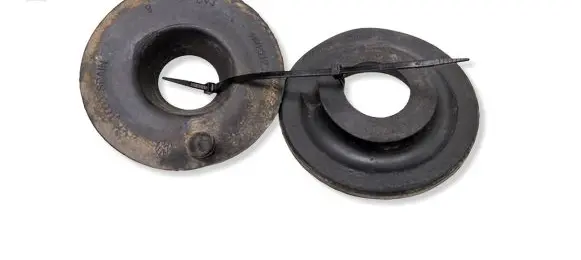 Volkswagen PASSAT B7 Rear coil spring rubber mount 1K0512297D 1K0512149B