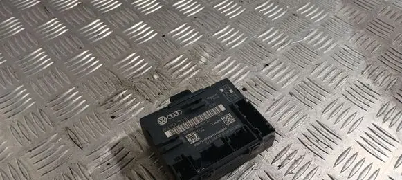 Audi A4 S4 B8 8K Door control unit/module 8K0959793B 8K0959793