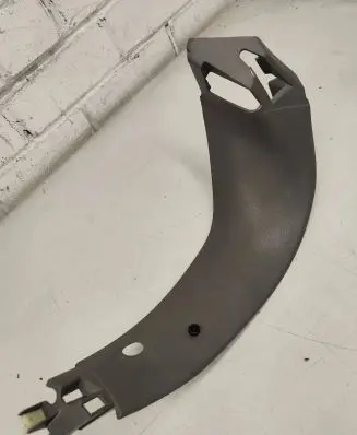 Renault Scenic II - Grand scenic II (D)pillar trim (top) 8200244660