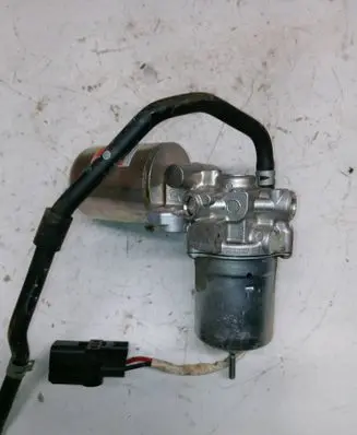 Toyota Prius (XW50) Brake booster 4707047070