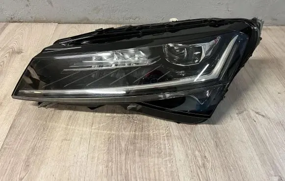 Skoda Superb B8 (3V) Headlight/headlamp 3V1941015D