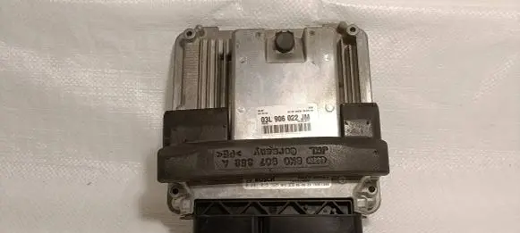 Audi A4 S4 B8 8K Engine control unit/module 03L906022JM