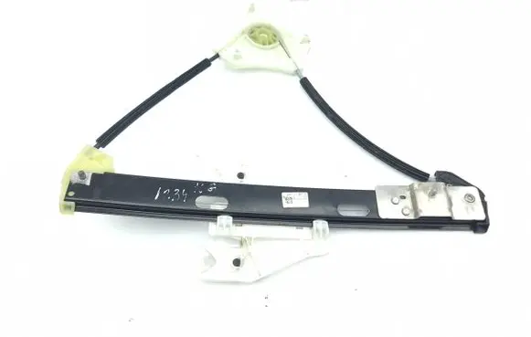Audi A1 Rear window lifting mechanism without motor 82G839461A