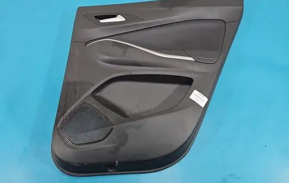 Opel Grandland X Coupe rear side trim panel 98465546 IMPRK1543324