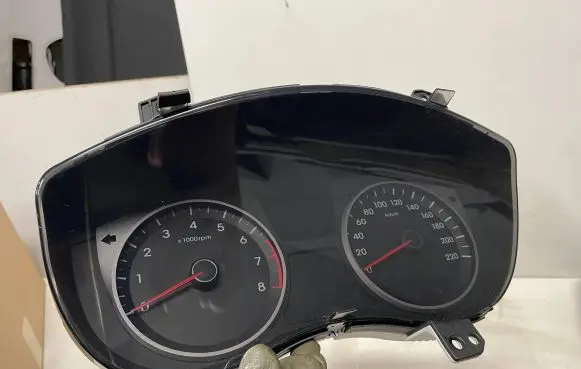 Hyundai i20 (PB PBT) Speedometer (instrument cluster) 940231J051