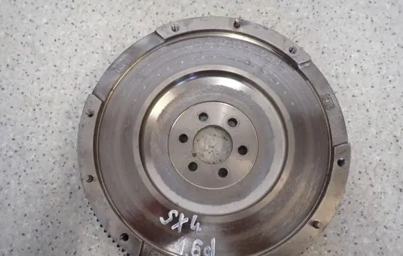 Suzuki SX4 Dual mass flywheel 9639780480