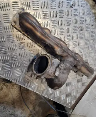 BMW X5 E70 Exhaust manifold 18551018660 1018660
