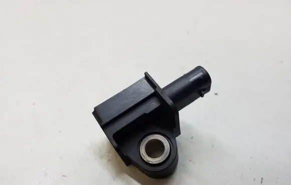 Chrysler Pacifica Airbag deployment crash/impact sensor 68185746AA