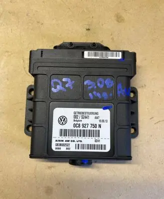 Audi Q7 4L Gearbox control unit/module 0C8927750N SB3B002522 002S2441