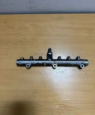 Fuel main line pipe