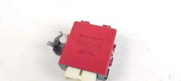 Lexus CT 200H Door control unit/module 8597076010