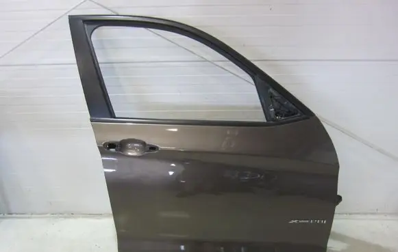 BMW X3 F25 Front door 7355804