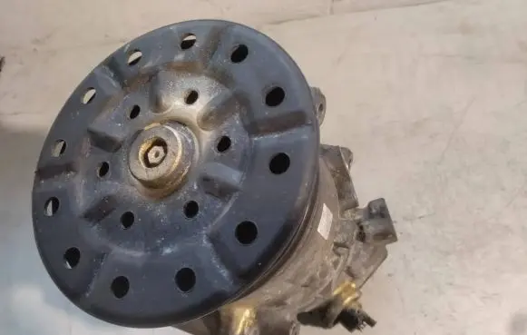 Toyota Avensis T270 Air conditioning (A/C) compressor (pump) GE4472806560 5SE12C