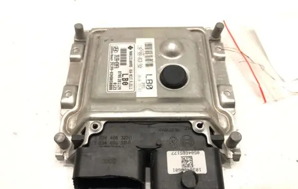 Hyundai i30 Engine control unit/module ECU 39199-03NF0