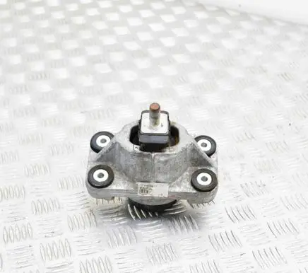 Land Rover Range Rover Sport L494 Engine mount bracket