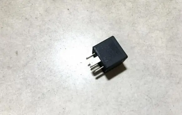 Ford Fiesta Other relay 5m5t14b192ca v23136b1x66