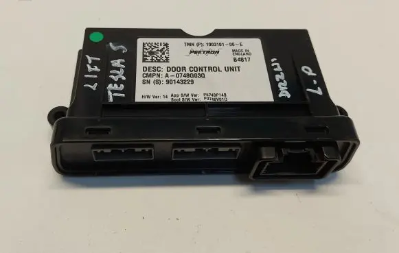 Tesla Model S Door control unit/module 1003101-00-e