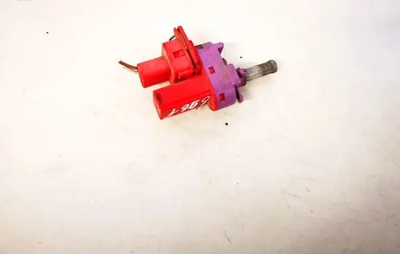 Brake pedal sensor switch