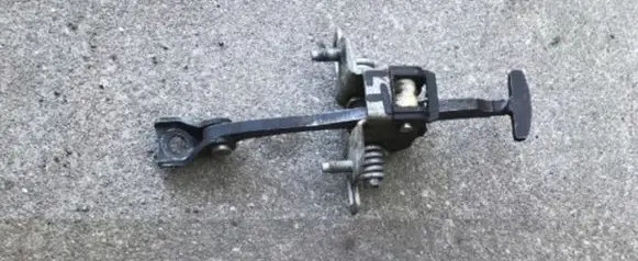 Citroen C4 Grand Picasso Rear door upper hinge