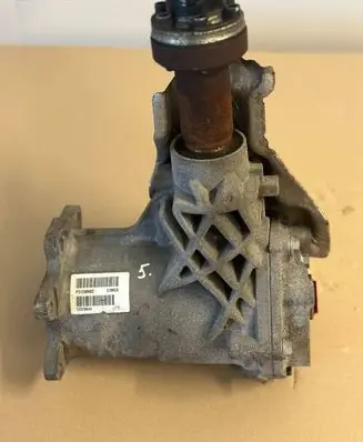 Gearbox transfer box case