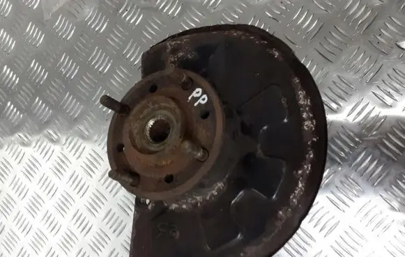 Volvo S40, V40 Front wheel hub spindle knuckle