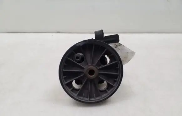 Volvo V70 Power steering pump 9485757