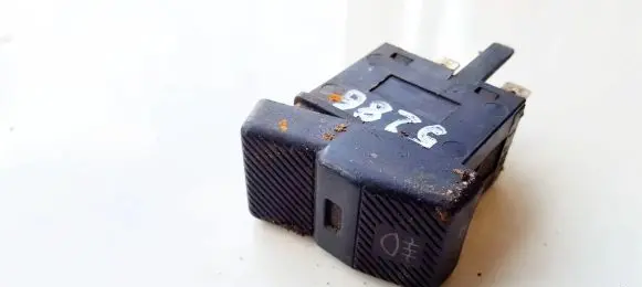 Fog light switch