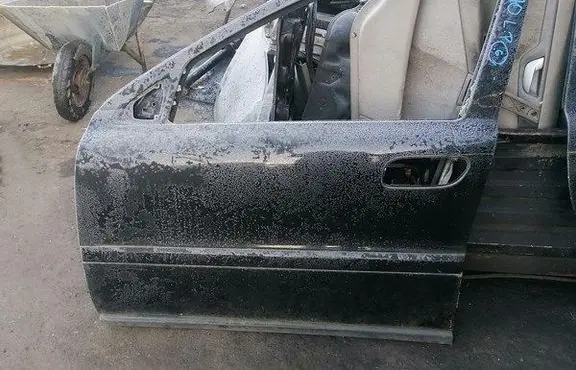 Volvo V70 Front door Drzwileweprzednie