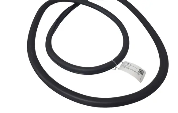 Volvo V40 Front door rubber seal 