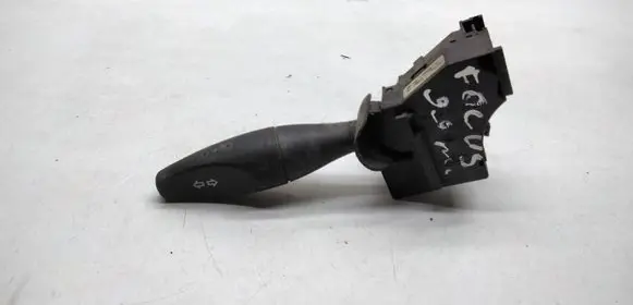 Ford Focus Wiper control stalk 13335AE