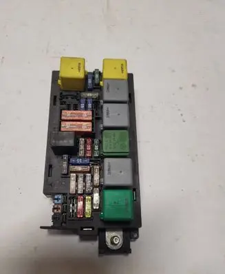 Mercedes-Benz GL X164 Fuse box set A1645402972 5072426 13602222