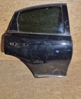 Infiniti FX Rear door