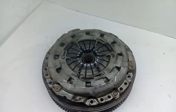 BMW 1 E81 E87 Clutch set kit 6366000002 323064210