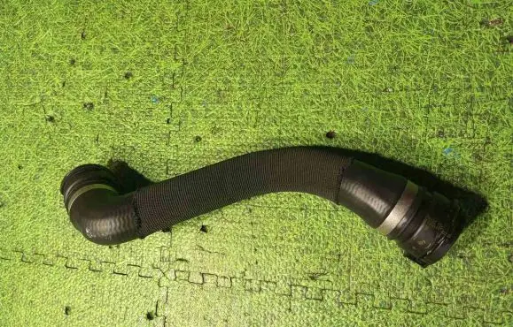 BMW 6 E63 E64 Engine coolant pipe/hose 7836569 11537836569