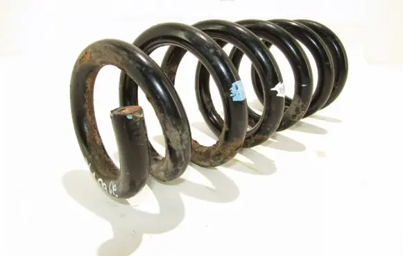 Mitsubishi Pajero Front coil spring