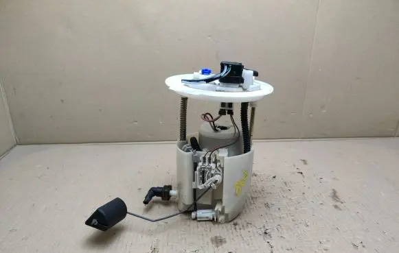 Mazda CX-9 Fuel injection high pressure pump 
