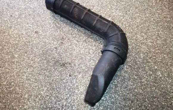 Hyundai i30 Air intake duct part LH2103X901 232103X900