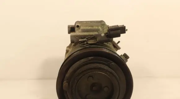 Hyundai i30 Air conditioning (A/C) compressor (pump) 