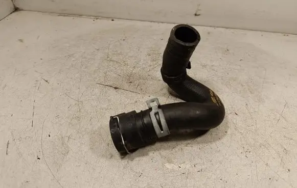 Jaguar XE Engine coolant pipe/hose G4D35H370AA