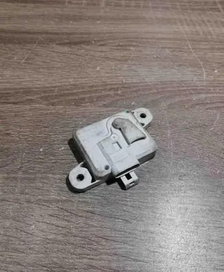 Opel Vectra B Airbag deployment crash/impact sensor 09136123 TKS12041144