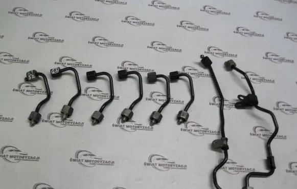 Mercedes-Benz E W211 Fuel injector supply line/pipe 225KM