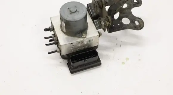 Volkswagen PASSAT B7 Master brake cylinder 3AA614109M