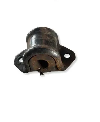 Jeep Grand Cherokee (WK) Sway bar bush bracket, rear 